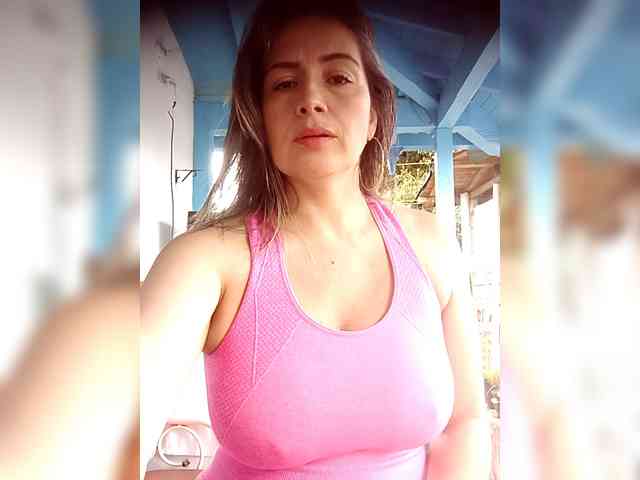 EmmaHenderson EmmaHenderson