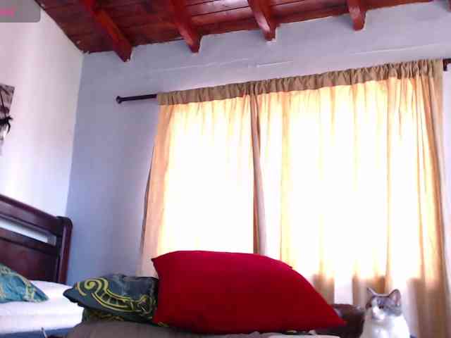 EmmaHenderson webcam