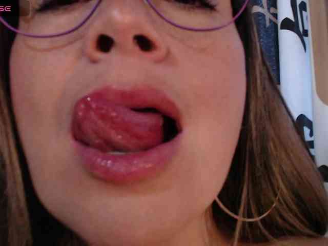 EmmaHenderson webcam