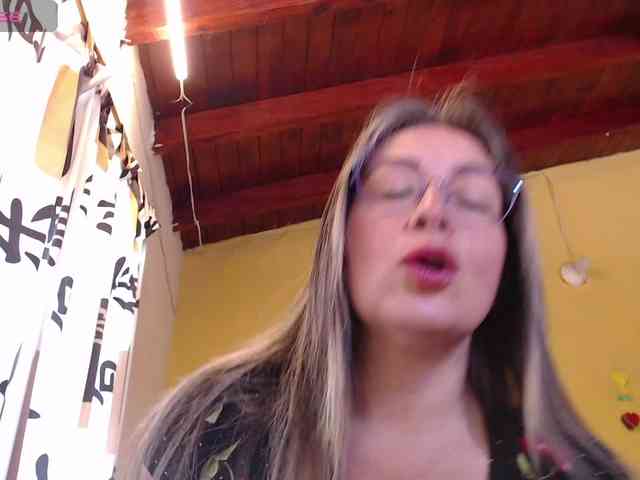 EmmaHenderson webcam