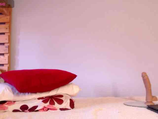 EmmaHenderson webcam