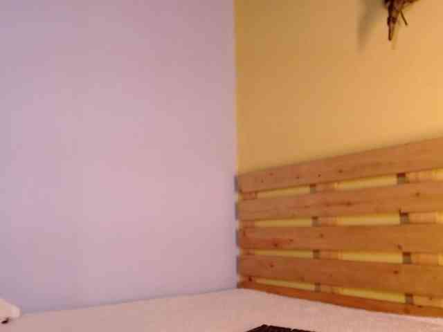 EmmaHenderson webcam