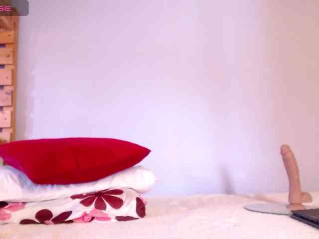 EmmaHenderson webcam