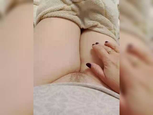 Neznakomka44's BongaCams show and profile