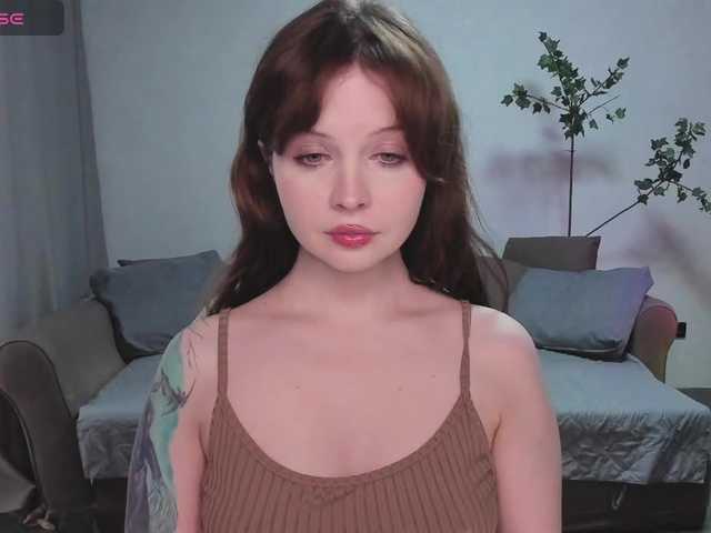 Antarinda's BongaCams show and profile