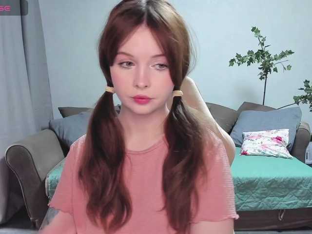 Antarinda's BongaCams show and profile