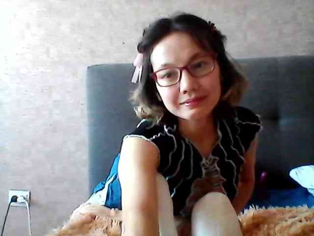 Bella9999 webcam