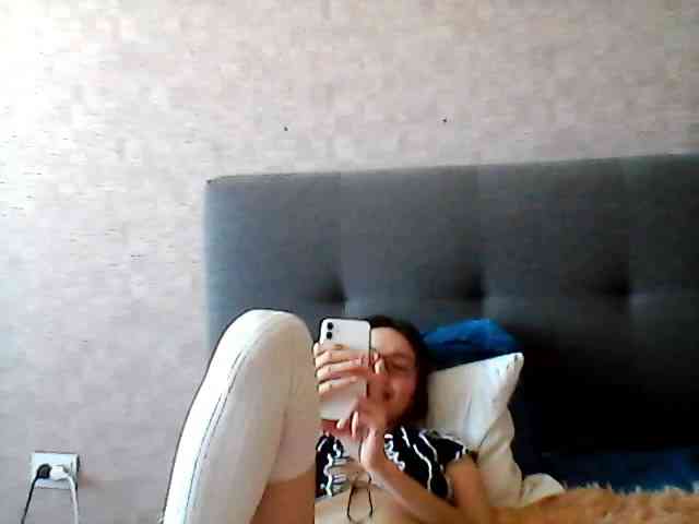 Bella9999 webcam