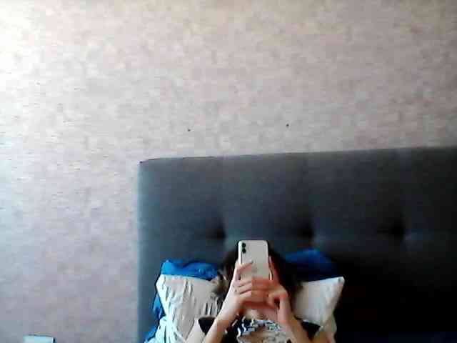 Bella9999 webcam