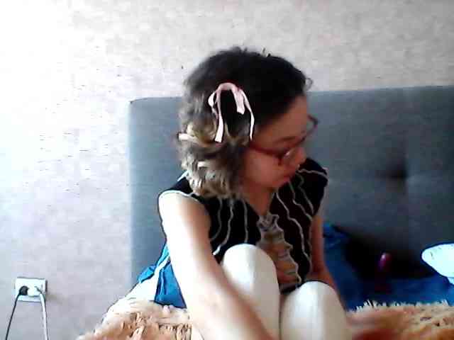 Bella9999 webcam