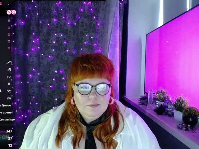 BigLesbians's BongaCams show and profile