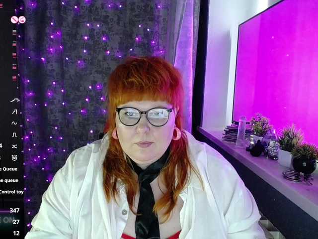 BigLesbians's BongaCams show and profile