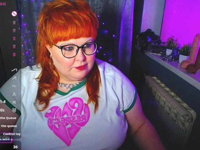 BigLesbians's BongaCams show and profile