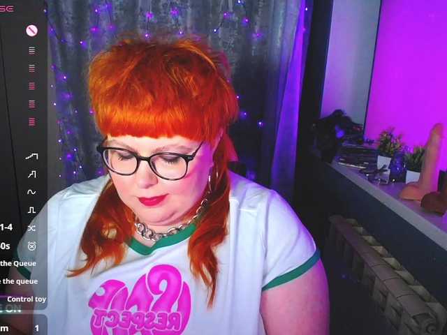 BigLesbians's BongaCams show and profile