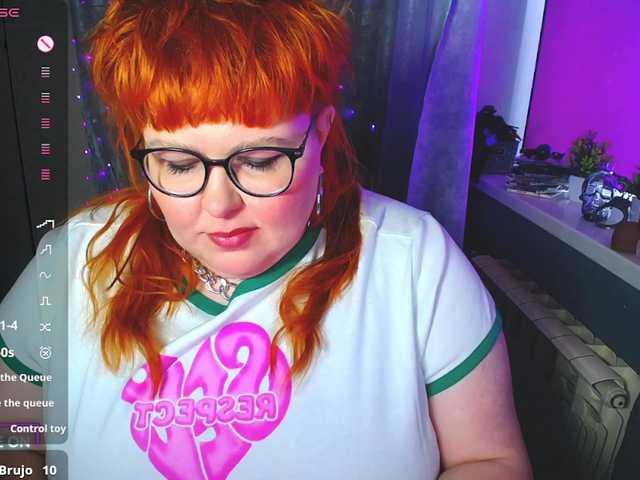 Big_Russian_Lesbians preview