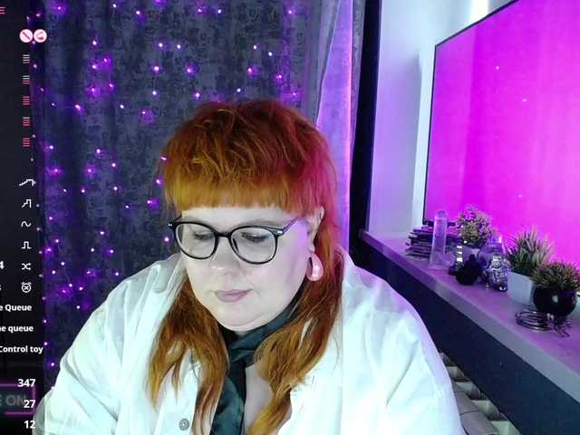 BigLesbians's BongaCams show and profile