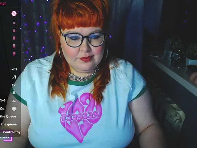 BigLesbians free chat on liveonude