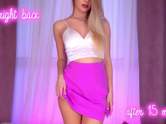 GentleFoxy Live Cam on BongaCams