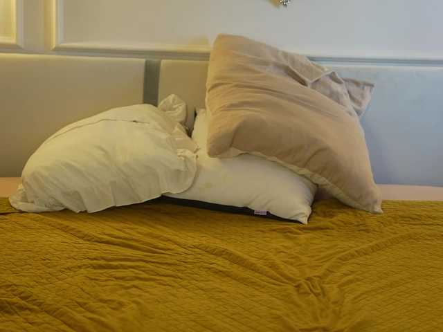 Anabelka054's BongaCams show and profile