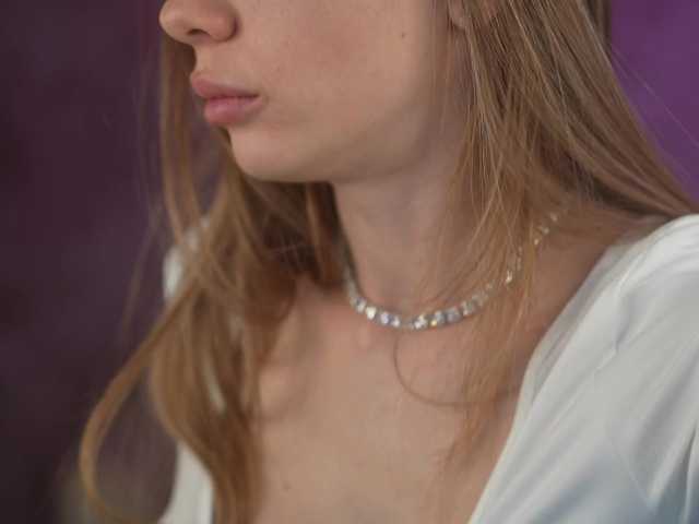 Anabelka054's BongaCams show and profile