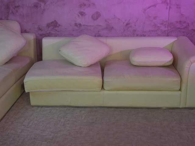 Anabelka054's BongaCams show and profile