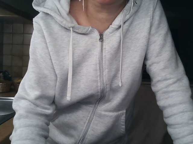 UllimOhi's BongaCams show and profile