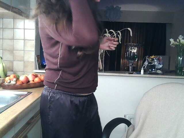 UllimOhi's BongaCams show and profile