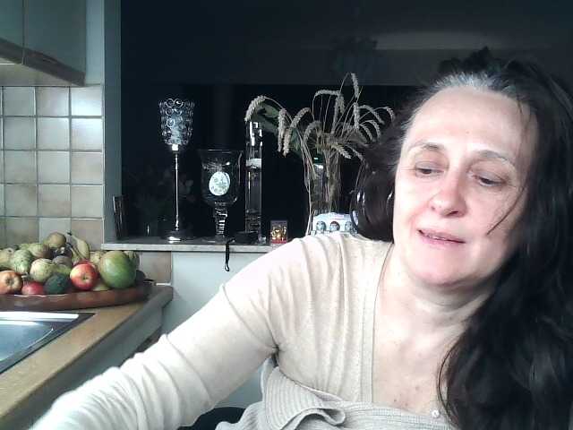 UllimOhi's BongaCams show and profile