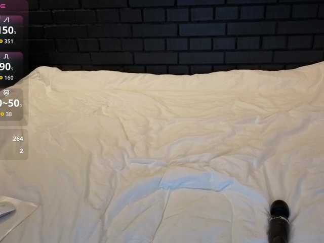 VikkiMikki's BongaCams show and profile