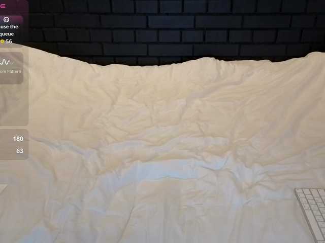 VikkiMikki's BongaCams show and profile