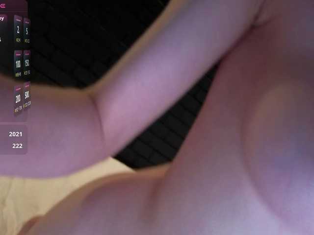 VikkiMikki from BongaCams is Freechat