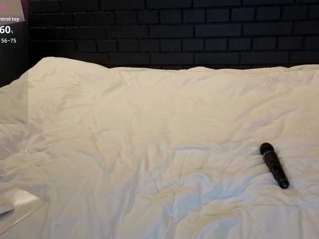 VikkiMikki's BongaCams show and profile