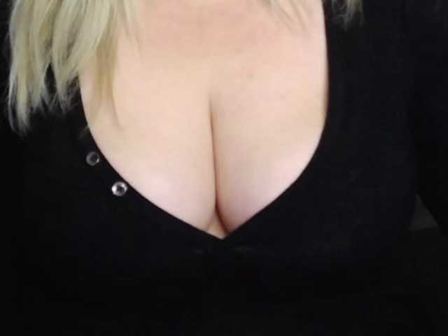 Nimphotease from BongaCams
