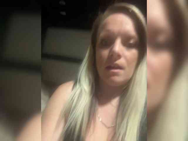 JadeLynn365 webcam