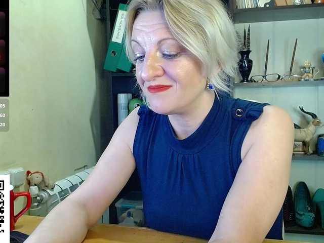 Nadin-slut's BongaCams show and profile