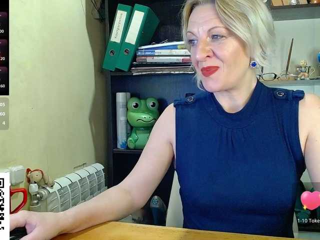 Nadin-slut's BongaCams show and profile