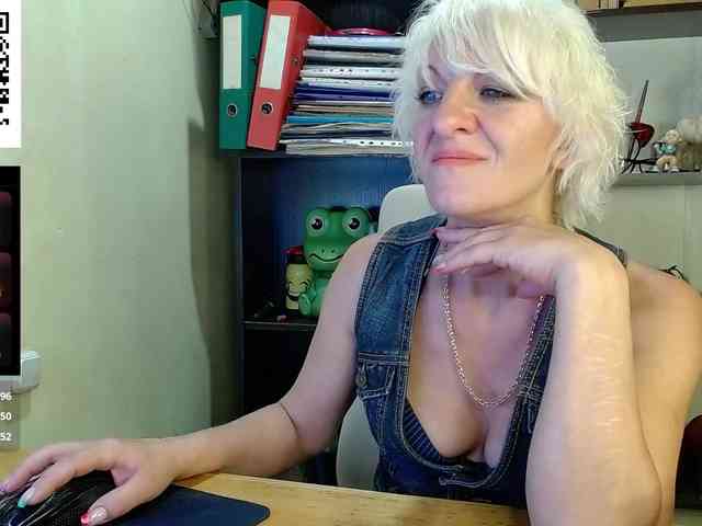 Nadin-slut webcam