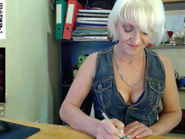 online webcam show Nadin-slut