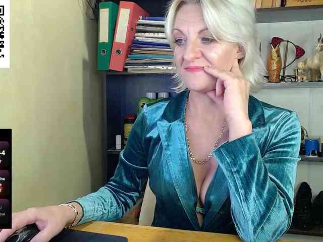Nadin-slut webcam