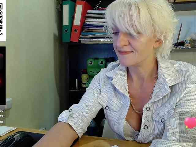 cam chat room Nadin-slut