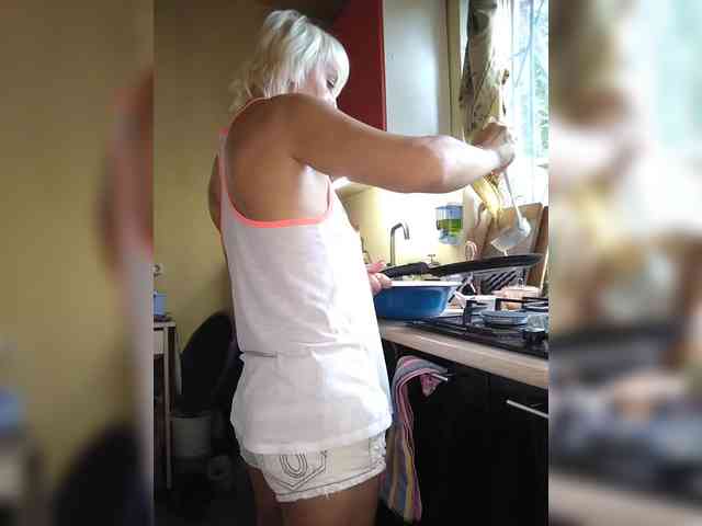Nadin-slut webcam