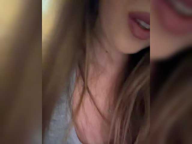 BABYVIK's BongaCams show and profile