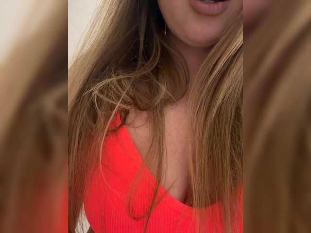 BABYVIK's BongaCams show and profile