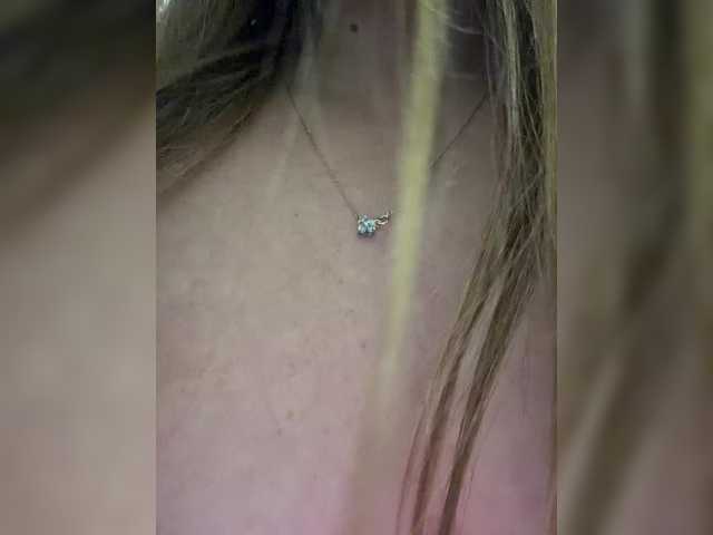 BABYVIK's BongaCams show and profile