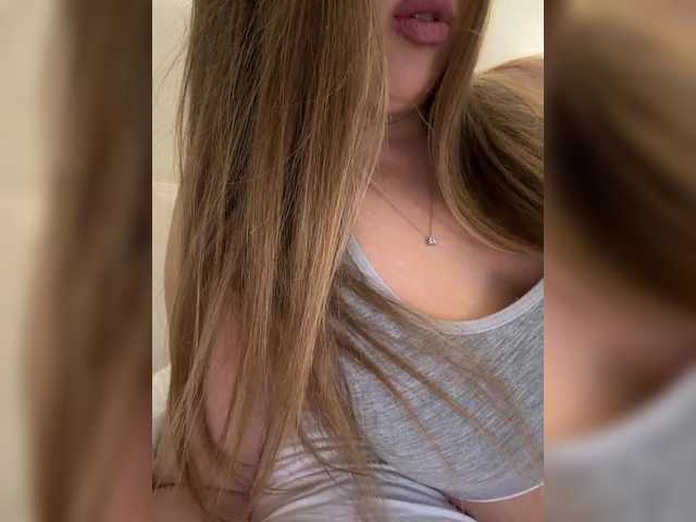 BABYVIK from BongaCams is Freechat