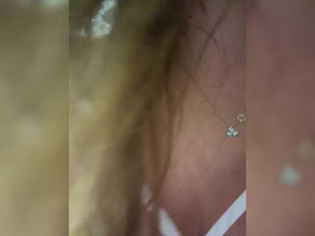 BABYVIK's BongaCams show and profile