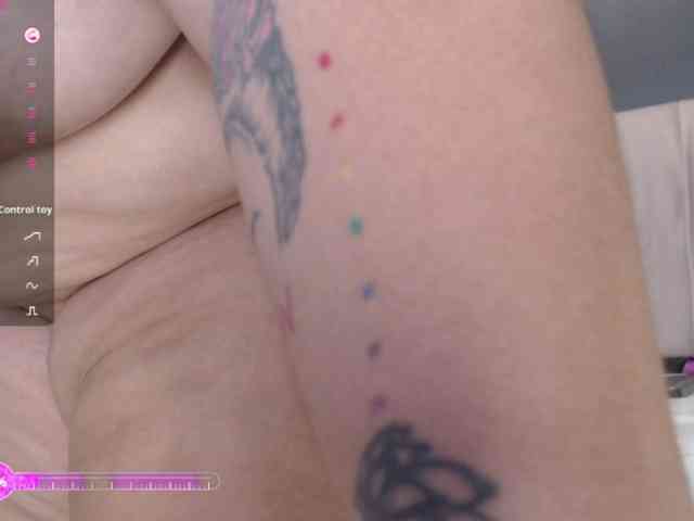 NathaliaBBW webcam