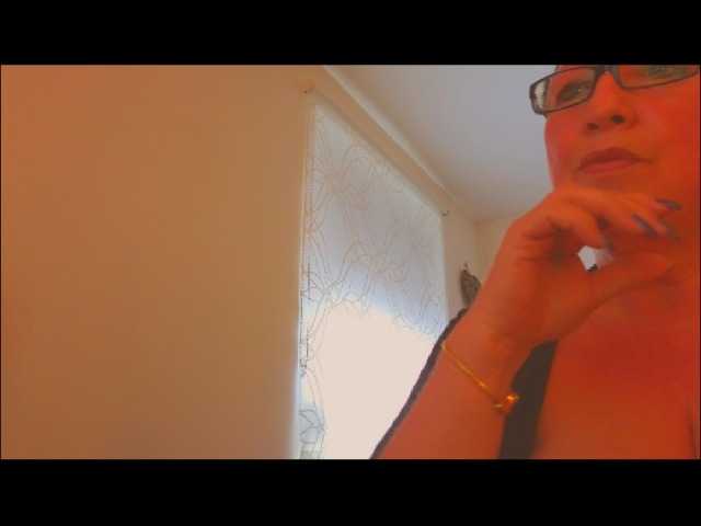 Connyat99's BongaCams show and profile