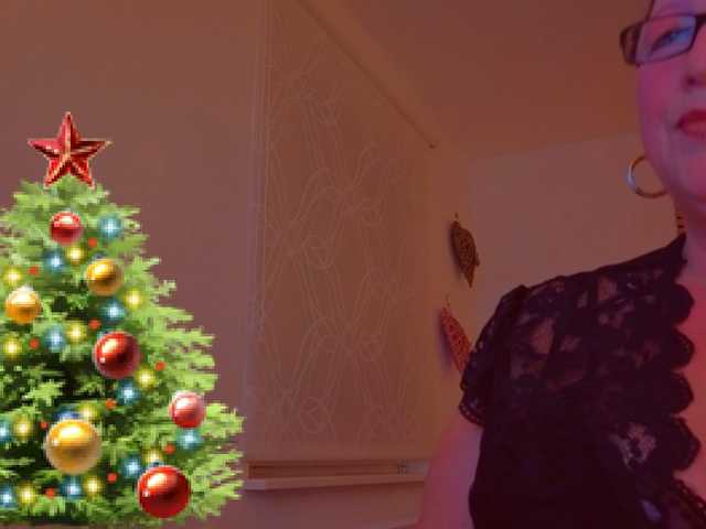 Connyat99's BongaCams show and profile