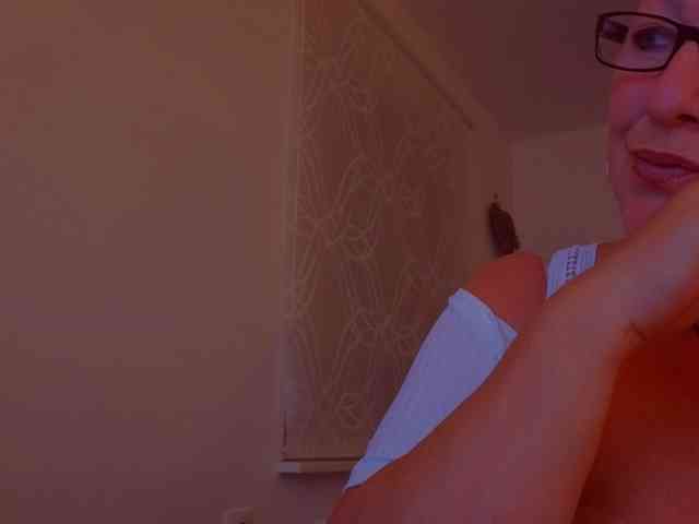 Connyat99 webcam